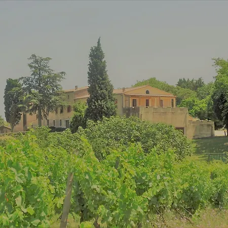 Domaine De La Petite Tour Penzion 3*